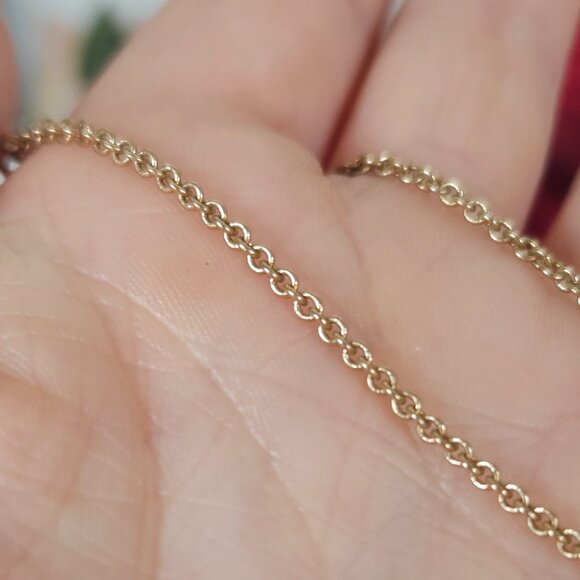 Vintage Avon MOM Crystal Gold Tone Pendant Necklace - Picture 3 of 12